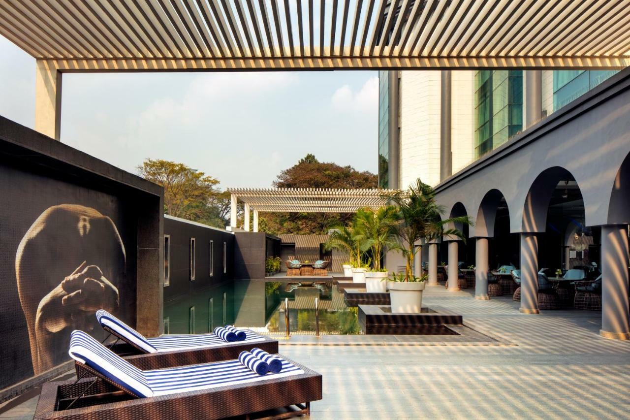 Radisson Blu Atria Bengaluru Hotel Exterior photo